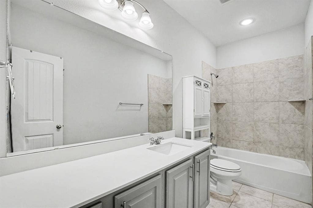 1613 Frankford Drive, Forney, TX 75126 1613 Frankford Drive, Forney, TX 75126