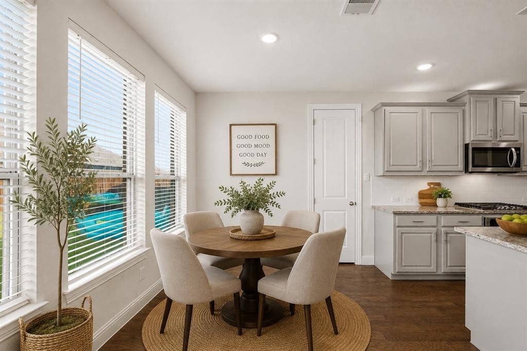 1613 Frankford Drive, Forney, TX 75126 1613 Frankford Drive, Forney, TX 75126