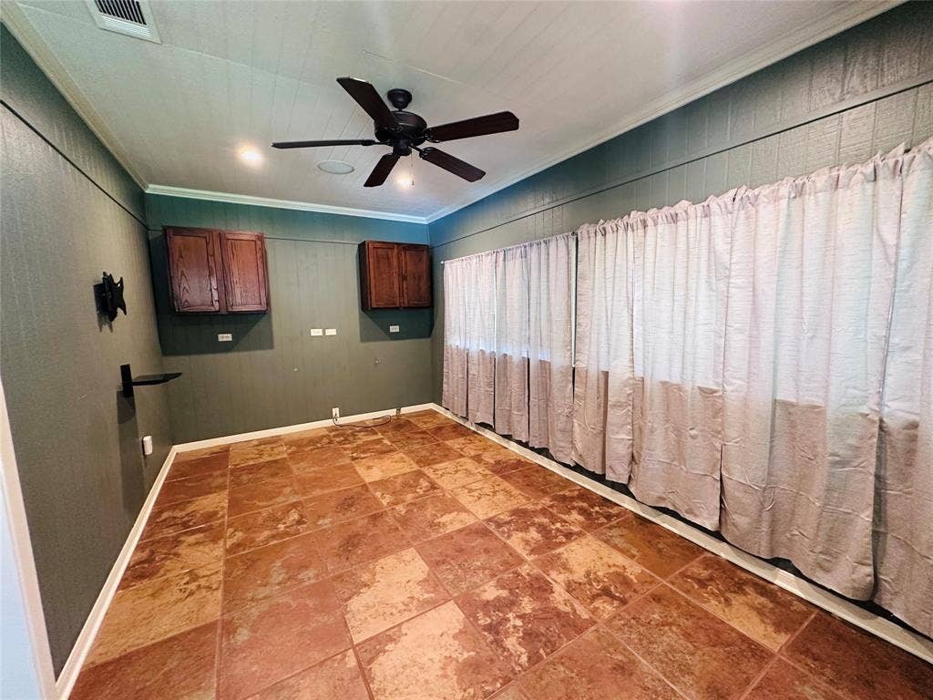 3307 Bogota Street, Athens, TX 75752 3307 Bogota Street, Athens, TX 75752