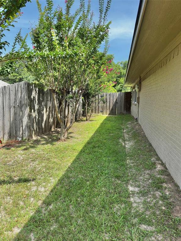3307 Bogota Street, Athens, TX 75752 3307 Bogota Street, Athens, TX 75752