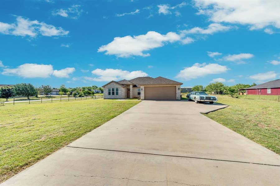 Property photo for 656 Bunk House Road, Venus, TX