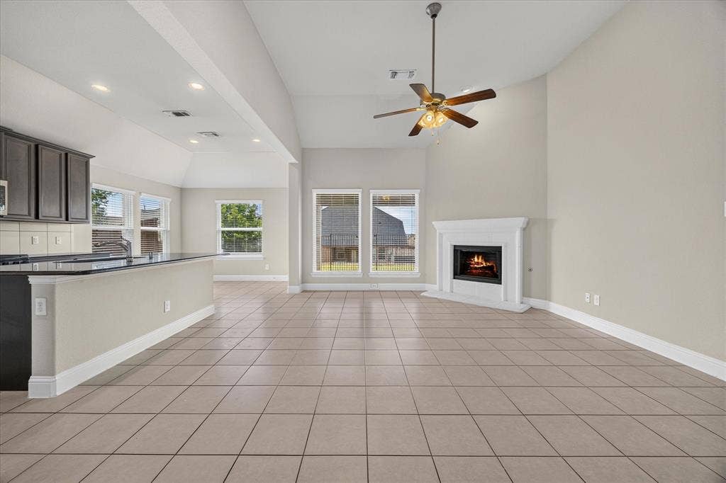 601 England Street, Fate, TX 75189