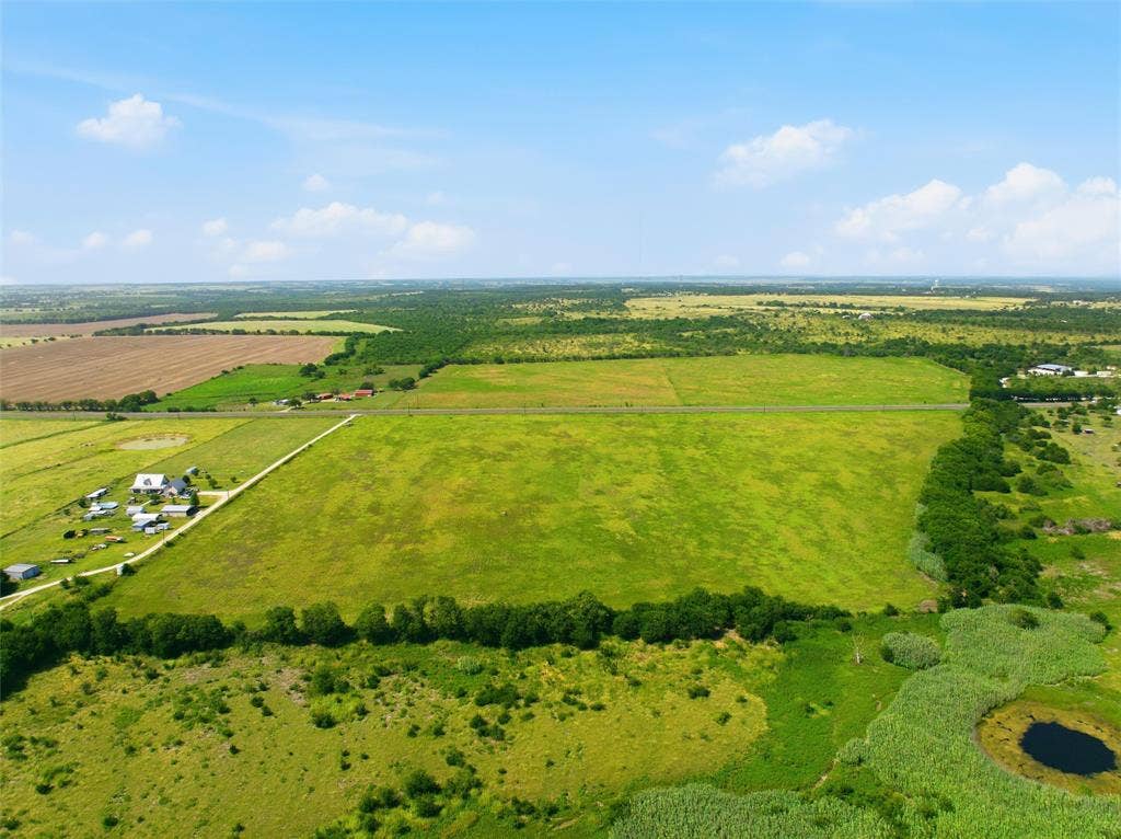 TBD Eddy Gatesville Parkway, Moody, TX 76557 TBD Eddy Gatesville Parkway, Moody, TX 76557