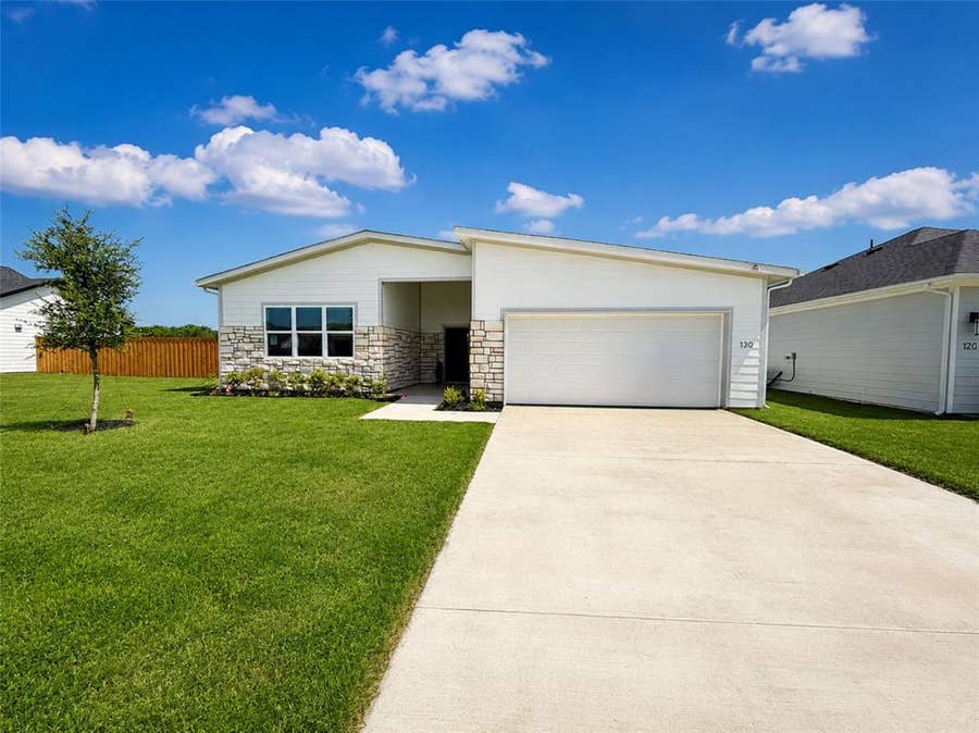 Property photo for 130 Zion Road, Greenville, TX