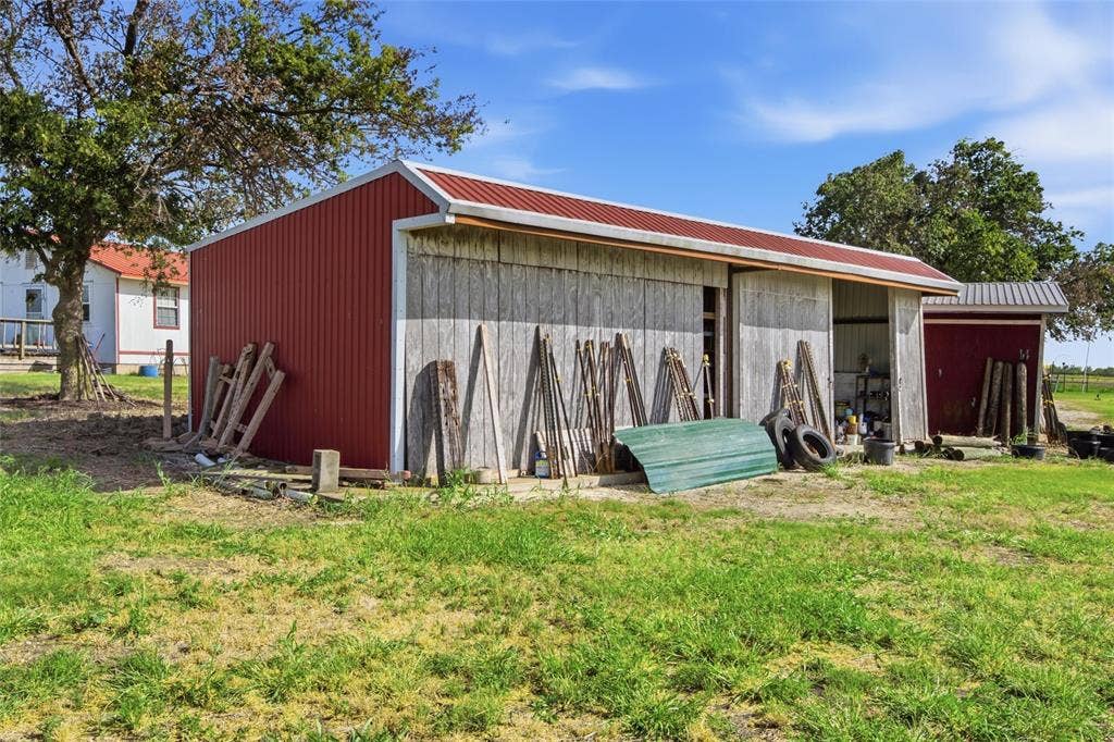 4554 Eddy Gatesville Parkway, Moody, TX 76557 4554 Eddy Gatesville Parkway, Moody, TX 76557