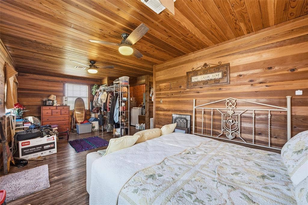 4554 Eddy Gatesville Parkway, Moody, TX 76557 4554 Eddy Gatesville Parkway, Moody, TX 76557