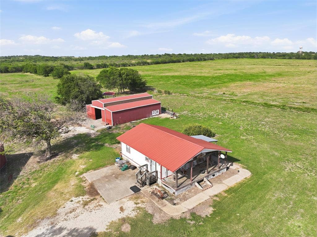 4554 Eddy Gatesville Parkway, Moody, TX 76557 4554 Eddy Gatesville Parkway, Moody, TX 76557