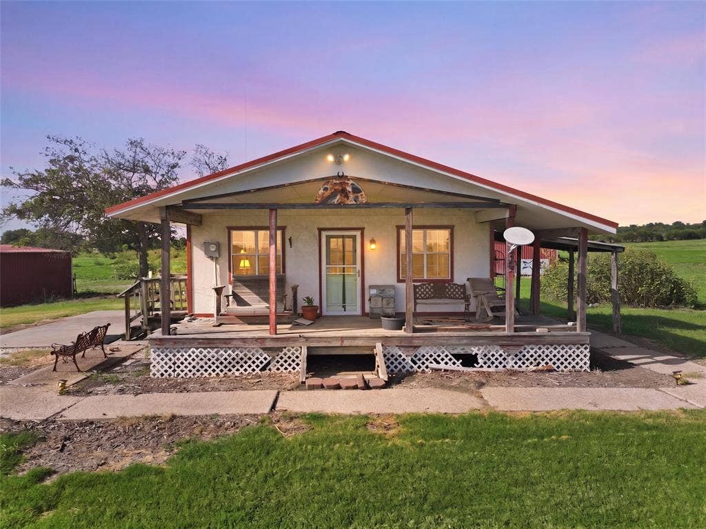 4554 Eddy Gatesville Parkway, Moody, TX 76557 4554 Eddy Gatesville Parkway, Moody, TX 76557
