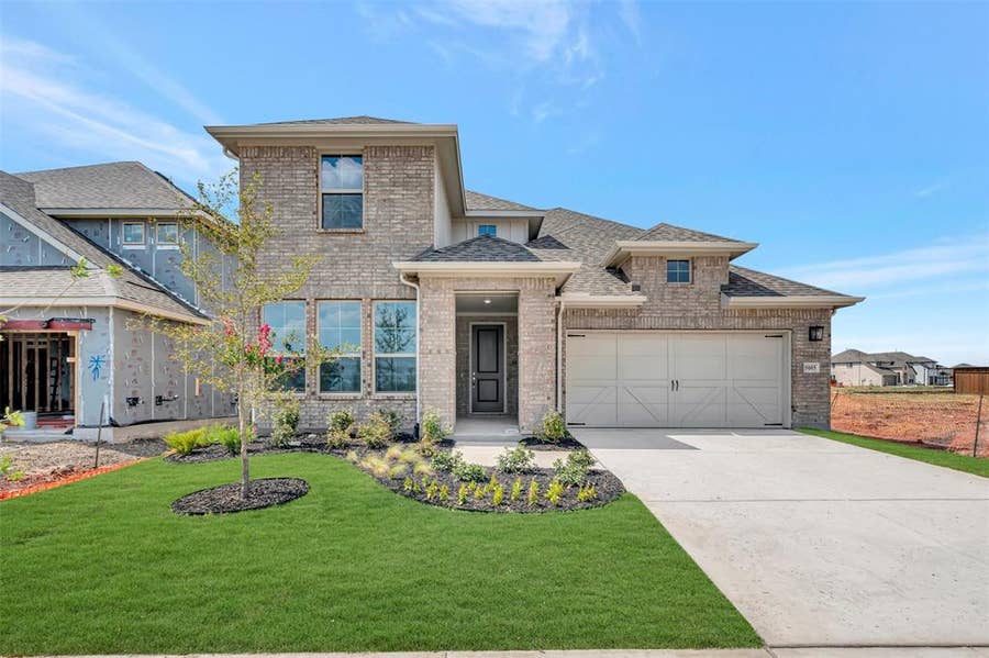Property photo for 5005 Lily Creek Drive, Aubrey, TX