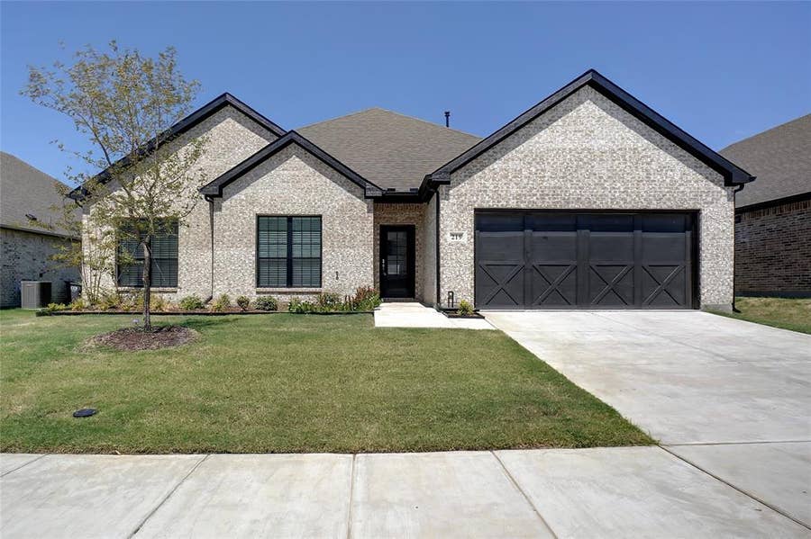 Property photo for 219 Community Drive, Lavon, TX