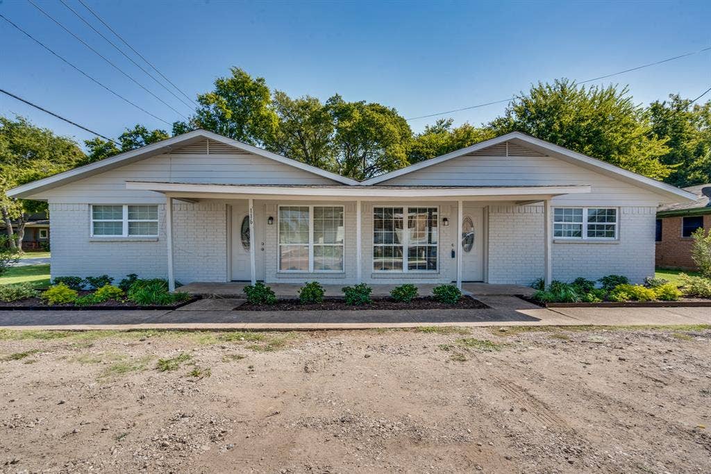 116 N 12th Street, #B, Midlothian, TX 76065 116 N 12th Street, #B, Midlothian, TX 76065
