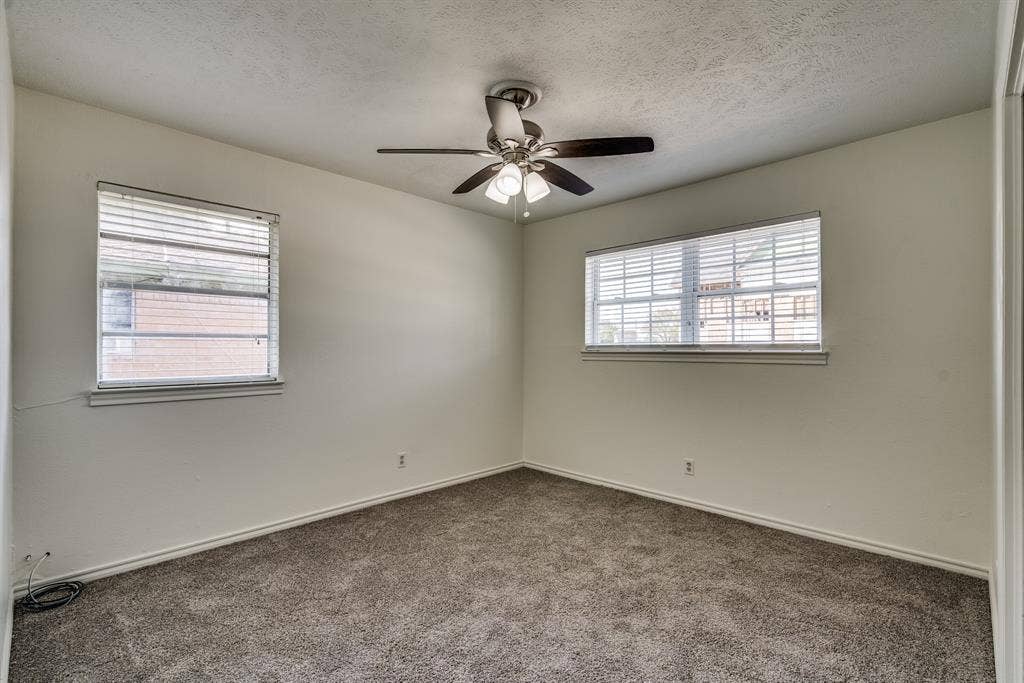 116 N 12th Street, #B, Midlothian, TX 76065 116 N 12th Street, #B, Midlothian, TX 76065