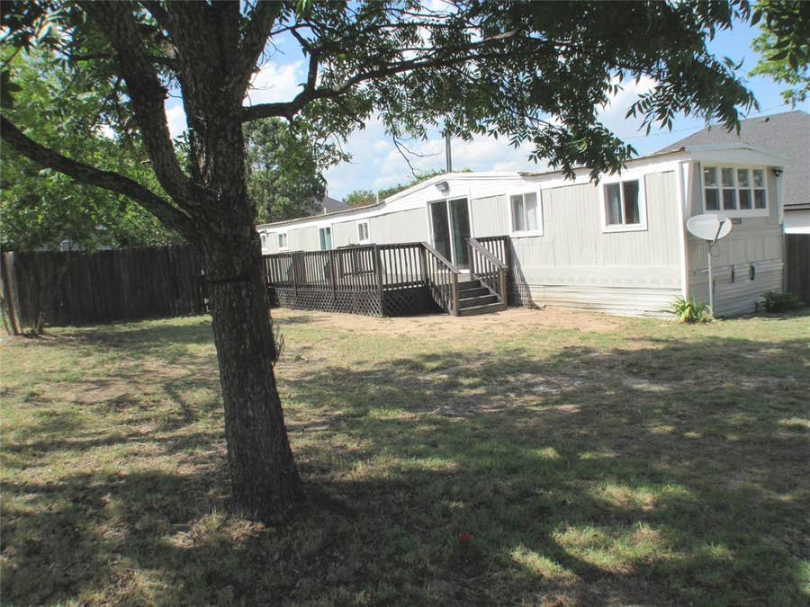 Property photo for 2208 Beverly Drive, Granbury, TX