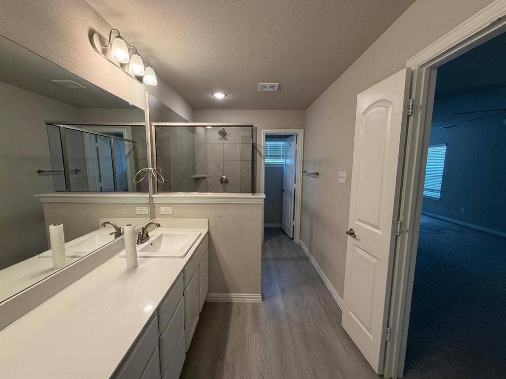 2940 Bluets Drive, Mesquite, TX 75150 2940 Bluets Drive, Mesquite, TX 75150