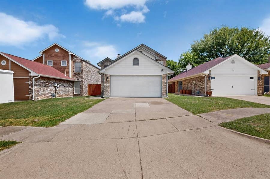 Property photo for 1826 Mcalaster Street, Cedar Hill, TX