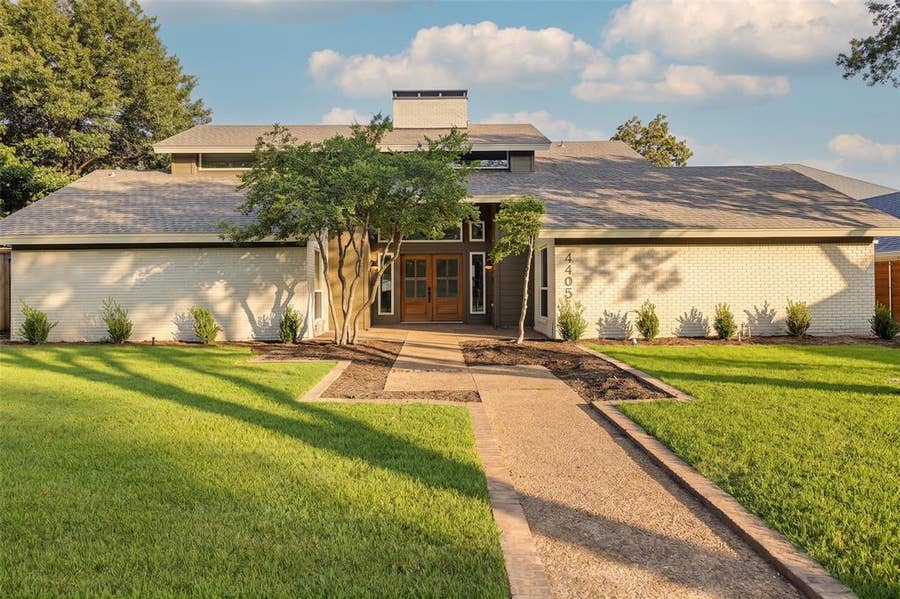Property photo for 4405 Cobblers Lane, Dallas, TX