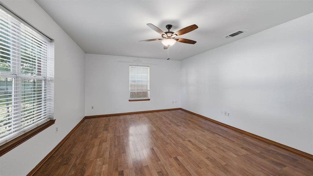 1406 S Elm Street, Weatherford, TX 76086 1406 S Elm Street, Weatherford, TX 76086