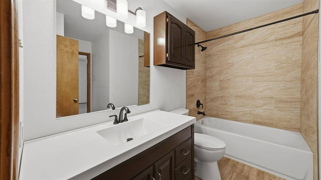 1406 S Elm Street, Weatherford, TX 76086 1406 S Elm Street, Weatherford, TX 76086