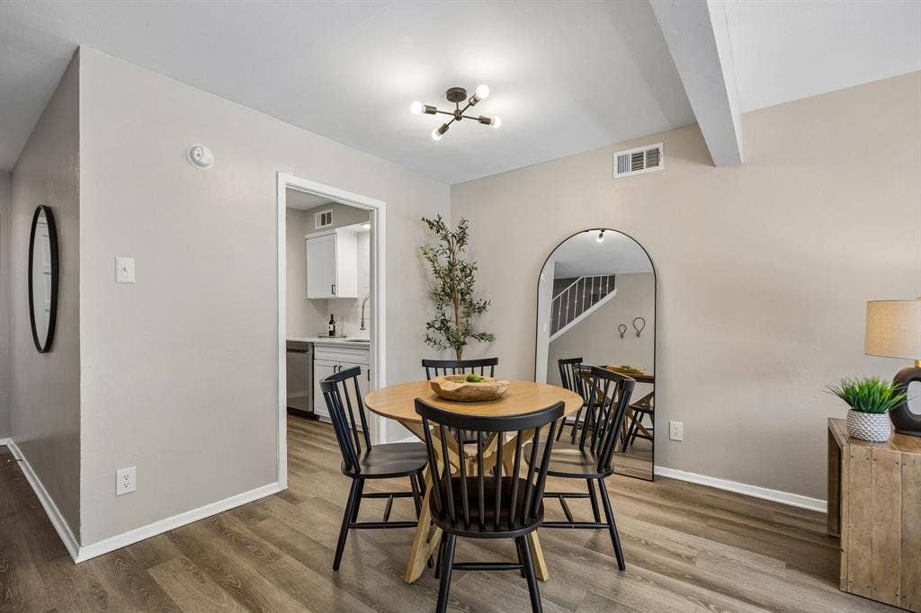 15529 El Estado Drive, Dallas, TX 75248 15529 El Estado Drive, Dallas, TX 75248
