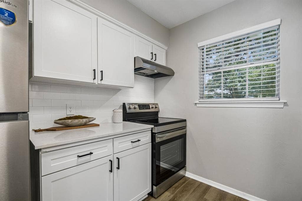 15529 El Estado Drive, Dallas, TX 75248 15529 El Estado Drive, Dallas, TX 75248
