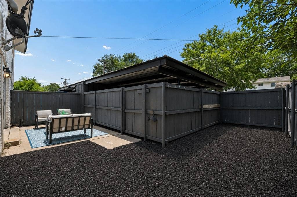 15529 El Estado Drive, Dallas, TX 75248 15529 El Estado Drive, Dallas, TX 75248