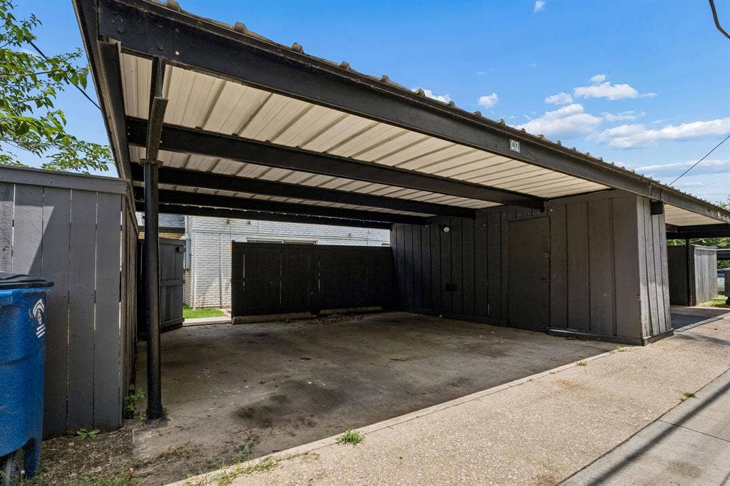 15529 El Estado Drive, Dallas, TX 75248 15529 El Estado Drive, Dallas, TX 75248