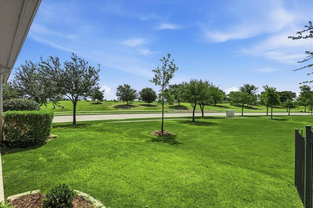 7594 Trull Brook Lane, Frisco, TX 75036 Large Corner Lot