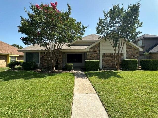 Property photo for 720 Kipling Drive, Plano, TX