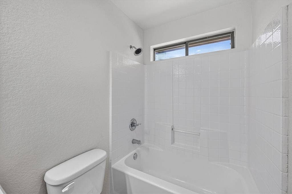 431 Nutmeg, Burleson, TX 76028 431 Nutmeg, Burleson, TX 76028