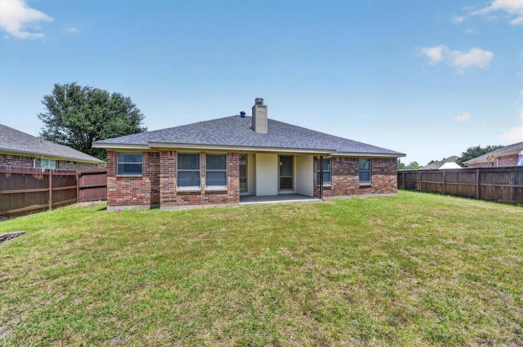 431 Nutmeg, Burleson, TX 76028 431 Nutmeg, Burleson, TX 76028