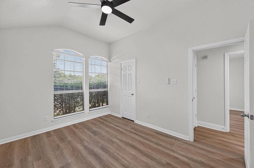 431 Nutmeg, Burleson, TX 76028 431 Nutmeg, Burleson, TX 76028
