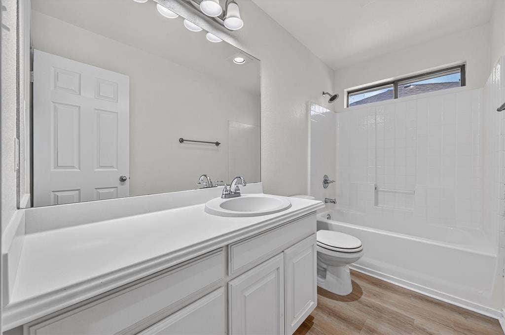 431 Nutmeg, Burleson, TX 76028 431 Nutmeg, Burleson, TX 76028