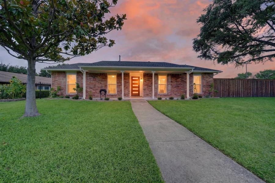 Property photo for 4333 Woodbluff Drive, Mesquite, TX