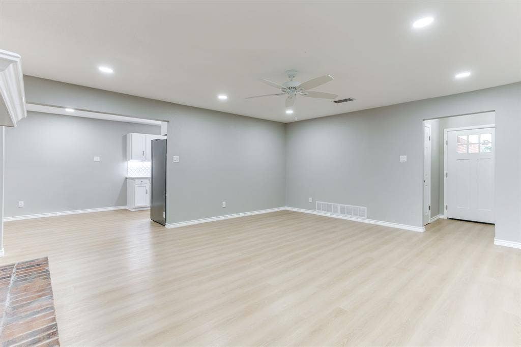 2709 Springbrooke Drive, Hurst, TX 76054 2709 Springbrooke Drive, Hurst, TX 76054