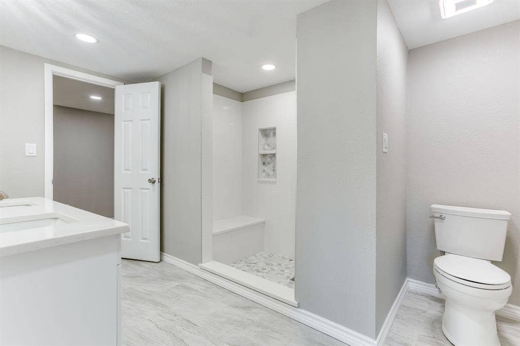 2709 Springbrooke Drive, Hurst, TX 76054 2709 Springbrooke Drive, Hurst, TX 76054
