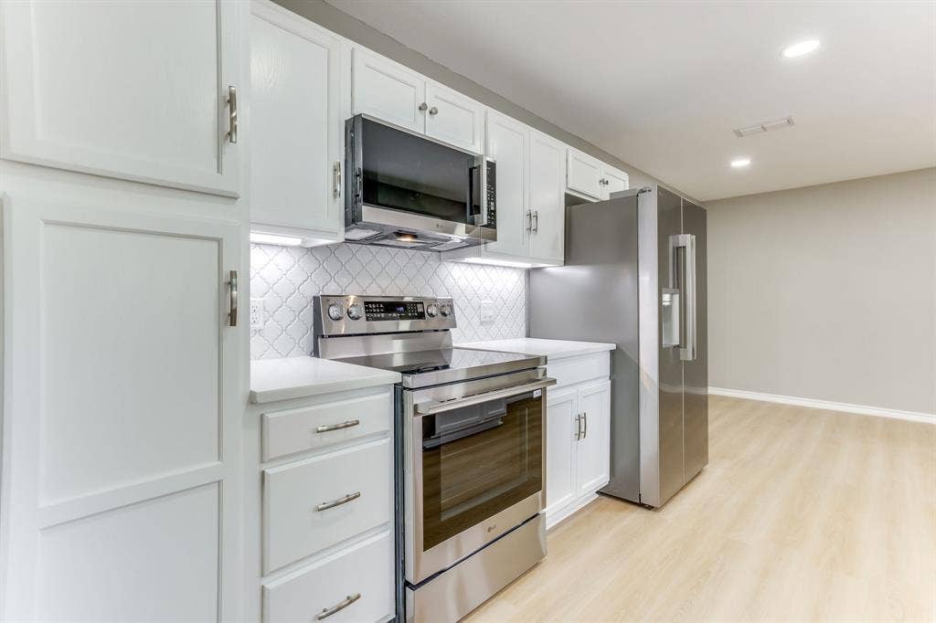 2709 Springbrooke Drive, Hurst, TX 76054 2709 Springbrooke Drive, Hurst, TX 76054