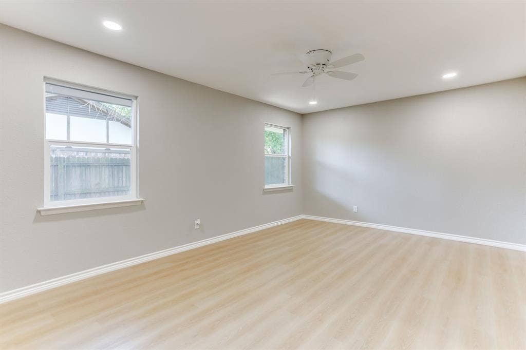 2709 Springbrooke Drive, Hurst, TX 76054 2709 Springbrooke Drive, Hurst, TX 76054