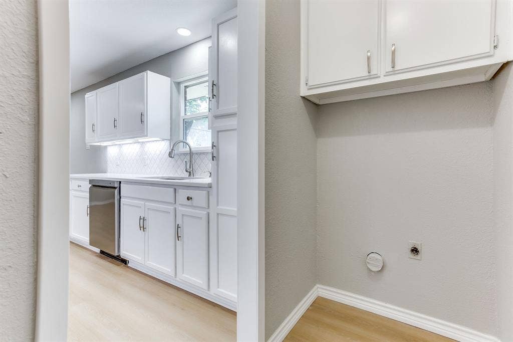 2709 Springbrooke Drive, Hurst, TX 76054 2709 Springbrooke Drive, Hurst, TX 76054