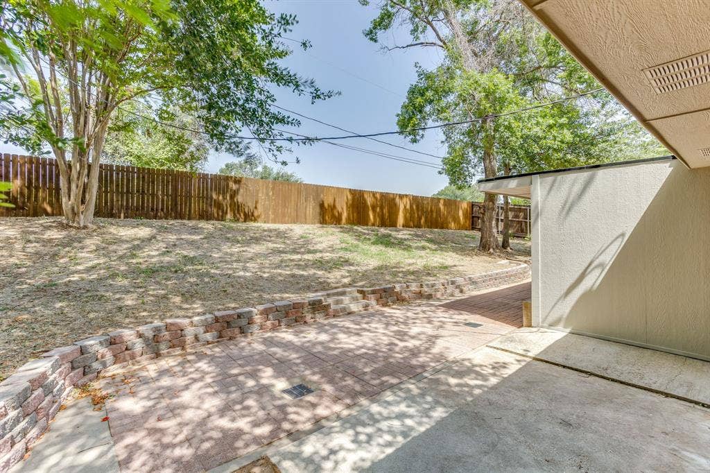 2709 Springbrooke Drive, Hurst, TX 76054 2709 Springbrooke Drive, Hurst, TX 76054