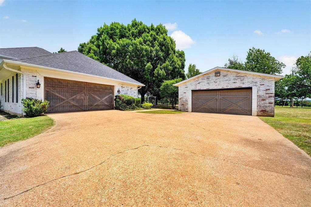 1201 Robbins Road, Athens, TX 75751 Attached 2 Car Garage + Detached 2 Car Garage.