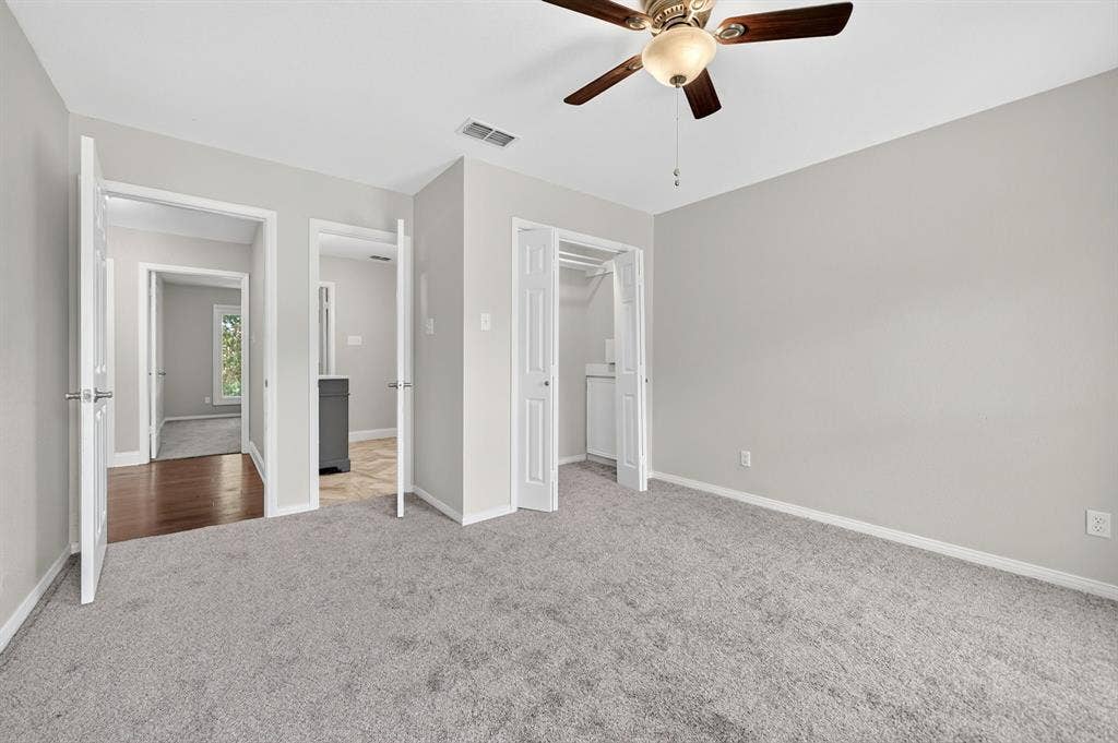 1201 Robbins Road, Athens, TX 75751 2nd Floor-Front Right Bedroom with Jack/ Jill Style Bathroom