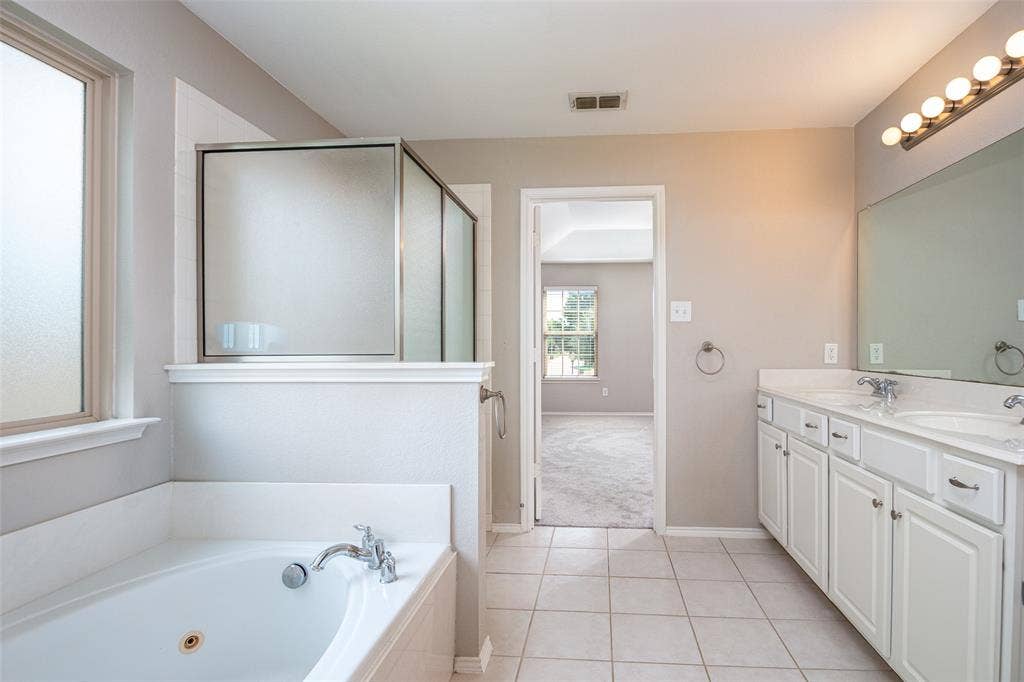 3904 Ironstone Lane, McKinney, TX 75070 3904 Ironstone Lane, McKinney, TX 75070