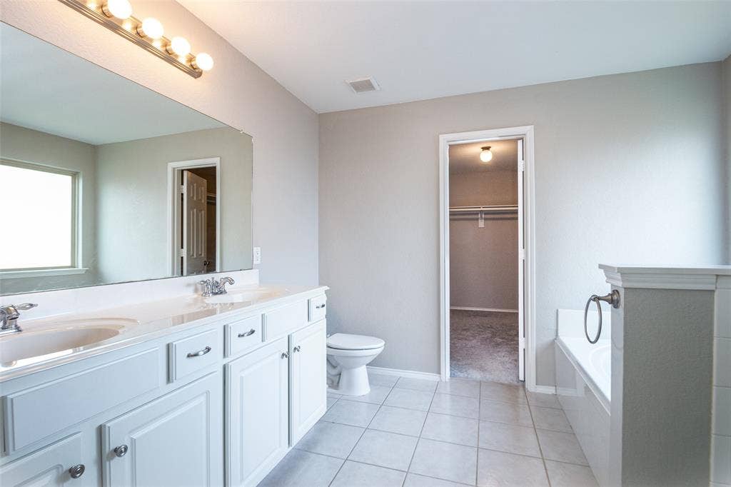 3904 Ironstone Lane, McKinney, TX 75070 3904 Ironstone Lane, McKinney, TX 75070