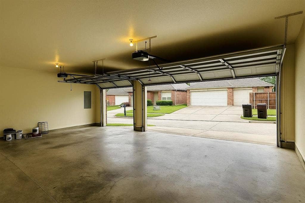 4605 Stargazer Drive, Plano, TX 75024 4605 Stargazer Drive, Plano, TX 75024