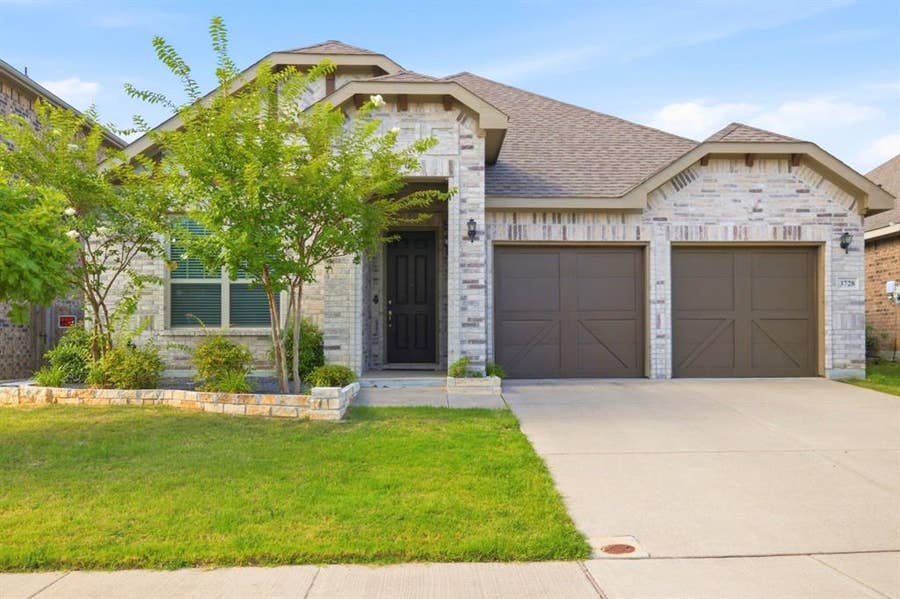 Property photo for 3728 Evergreen Ridge Road, Fort Worth, TX