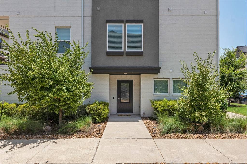 3349 Norris Street, Plano, TX 75074 Premium Corner Unit