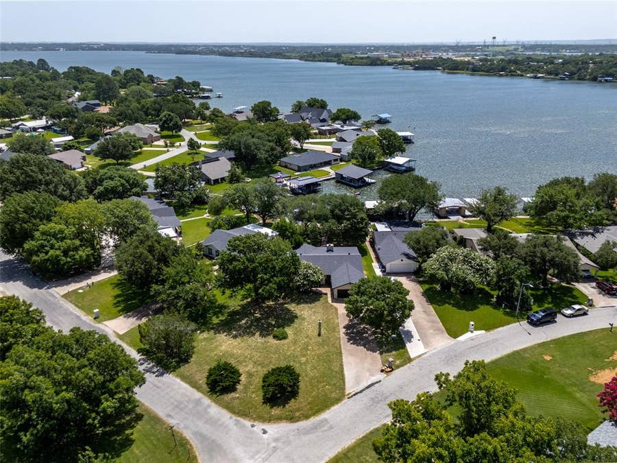 Property photo for 4200 Bar Harbor Court, Granbury, TX