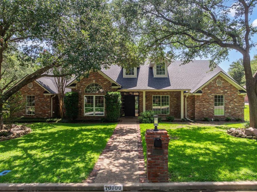 Property photo for 10000 Treeline Drive, Woodway, TX