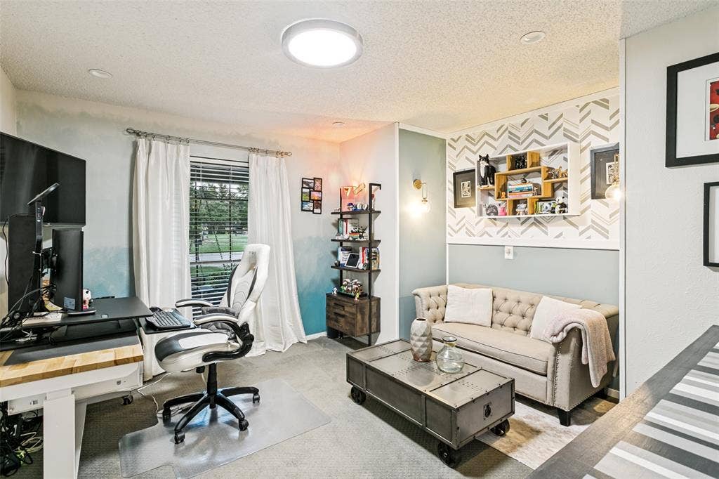 2845 Autumn Drive, Hurst, TX 76054 2845 Autumn Drive, Hurst, TX 76054