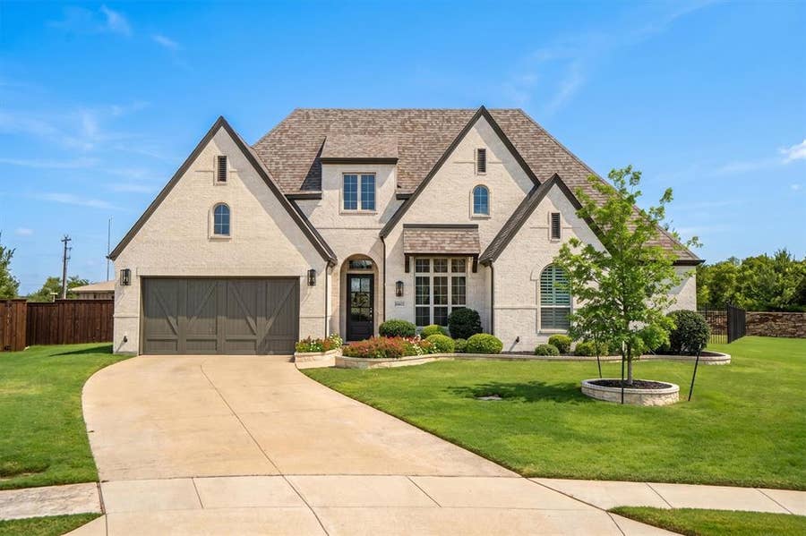Property photo for 10801 Sycamore Falls Drive, Flower Mound, TX